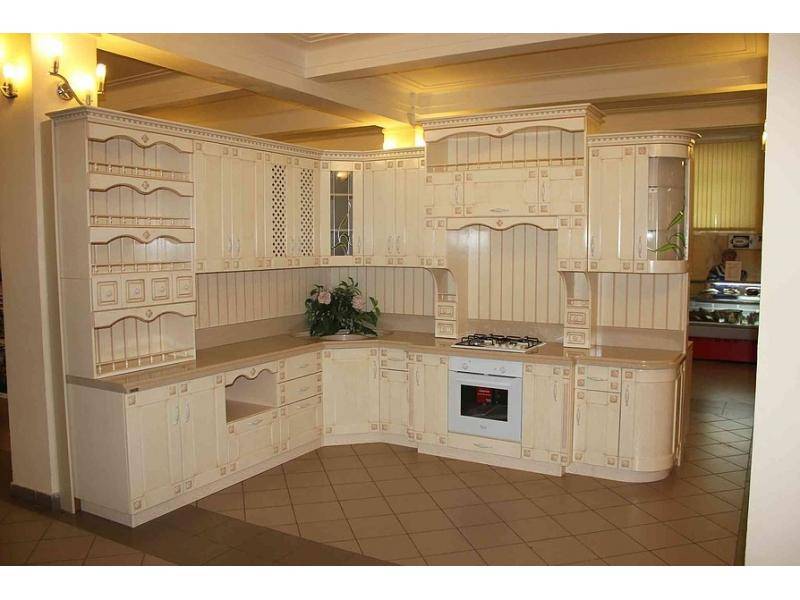 угловая кухня модерн с в Мурманске