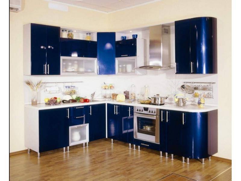 глянцевая угловая кухня в Мурманске