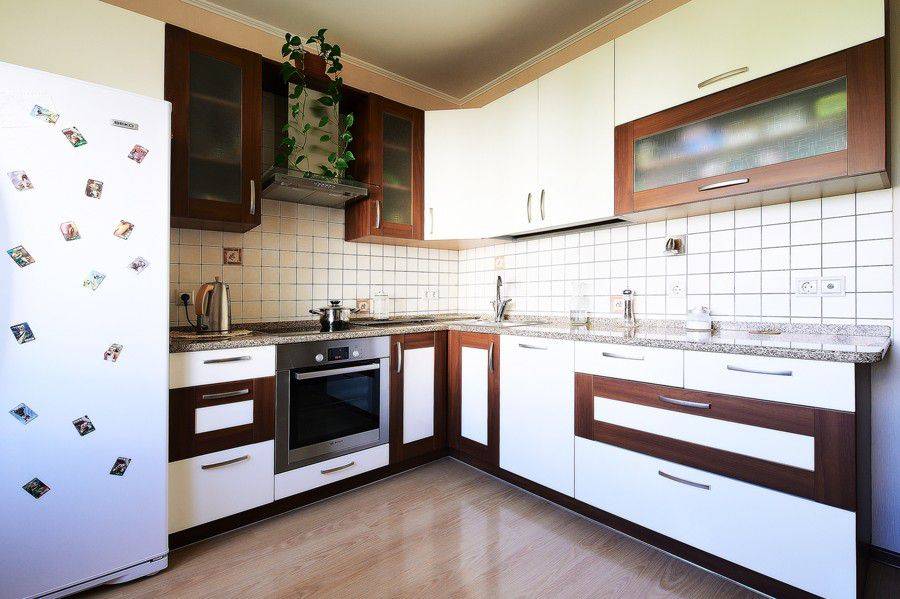 угловая кухня рамочный фасад в Мурманске