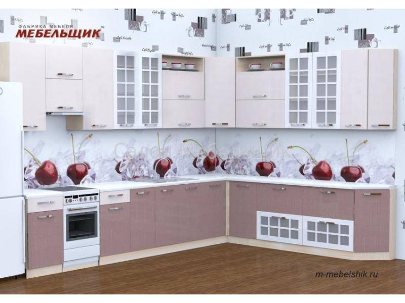 кухонныый гарнитур с пластиковыми фасадами в Мурманске
