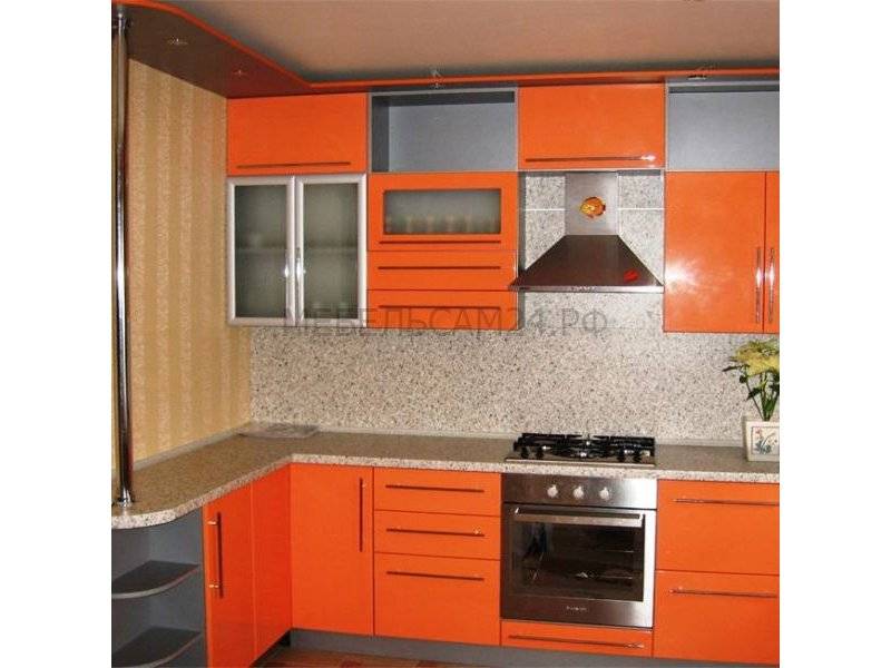 угловая оранжевая кухня гала в Мурманске