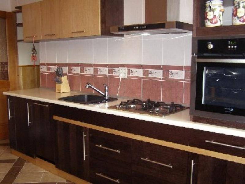 кухонный гарнитур прямой массив в Мурманске