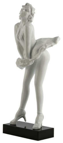 статуэтка she again white в Мурманске